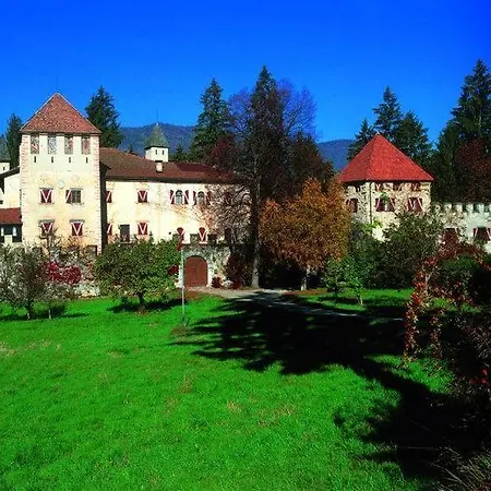 Pisani Farm stay